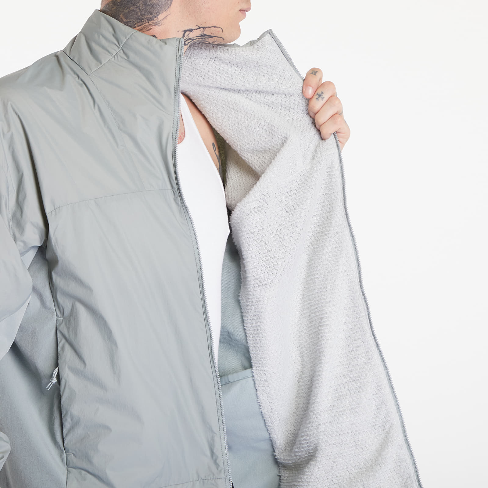 Якета Nike ACG "Sierra Light" Jacket Mica Green/ Light Silver/ Summit White
