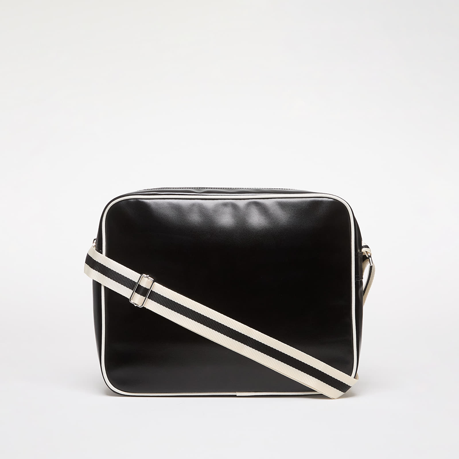 Crossbody bags FRED PERRY Classic Shoulder Bag Black/  Ecru