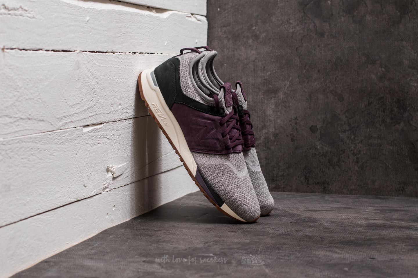 New balance 247 black and purple 2025
