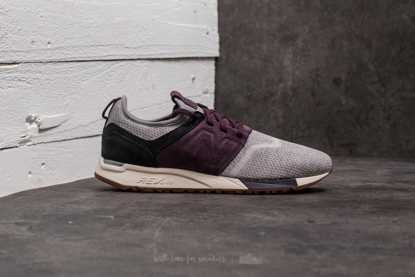 New balance 247 men purple 2025