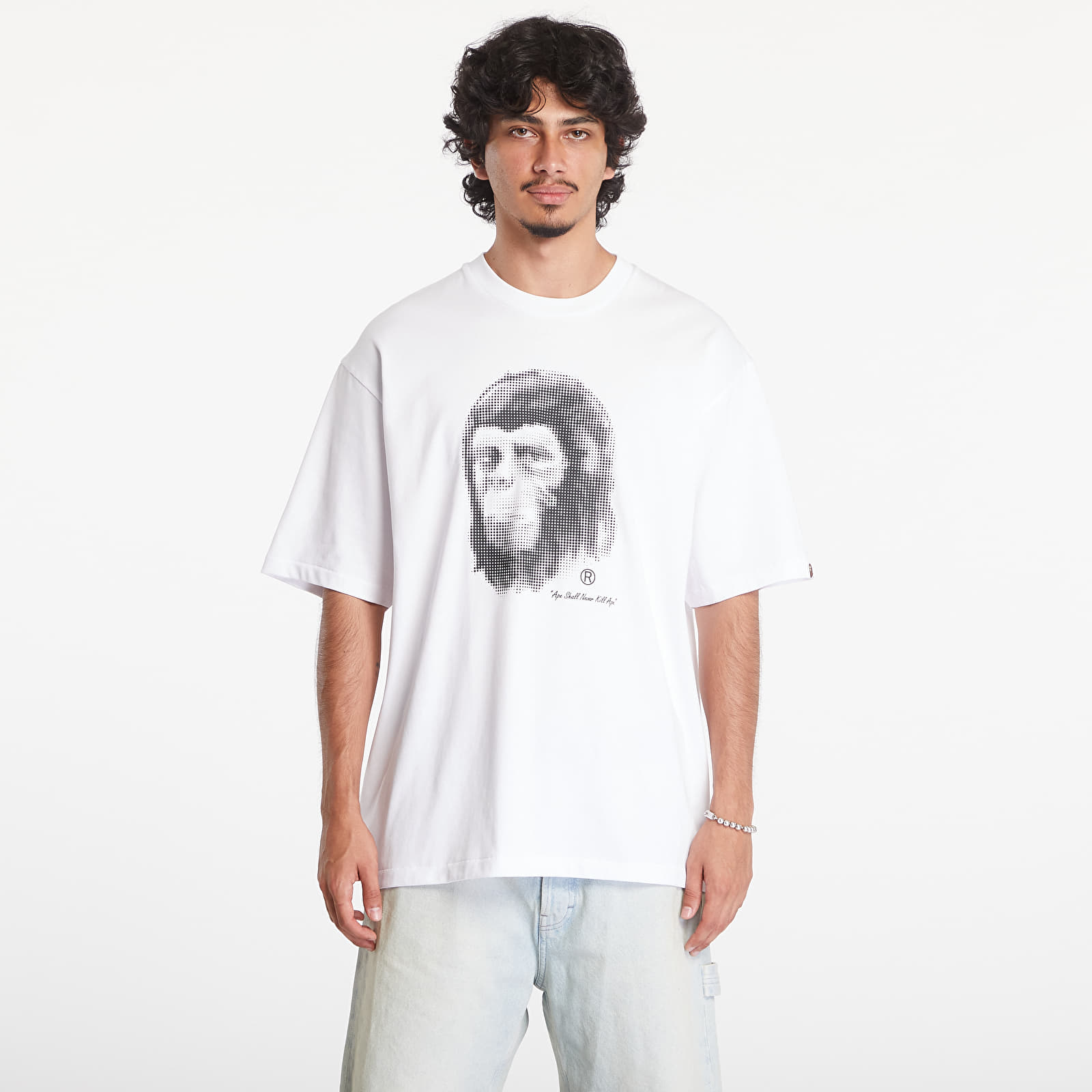Magliette A BATHING APE Pixel Comic Ape Head Relaxed Fit Short Sleeve Tee White