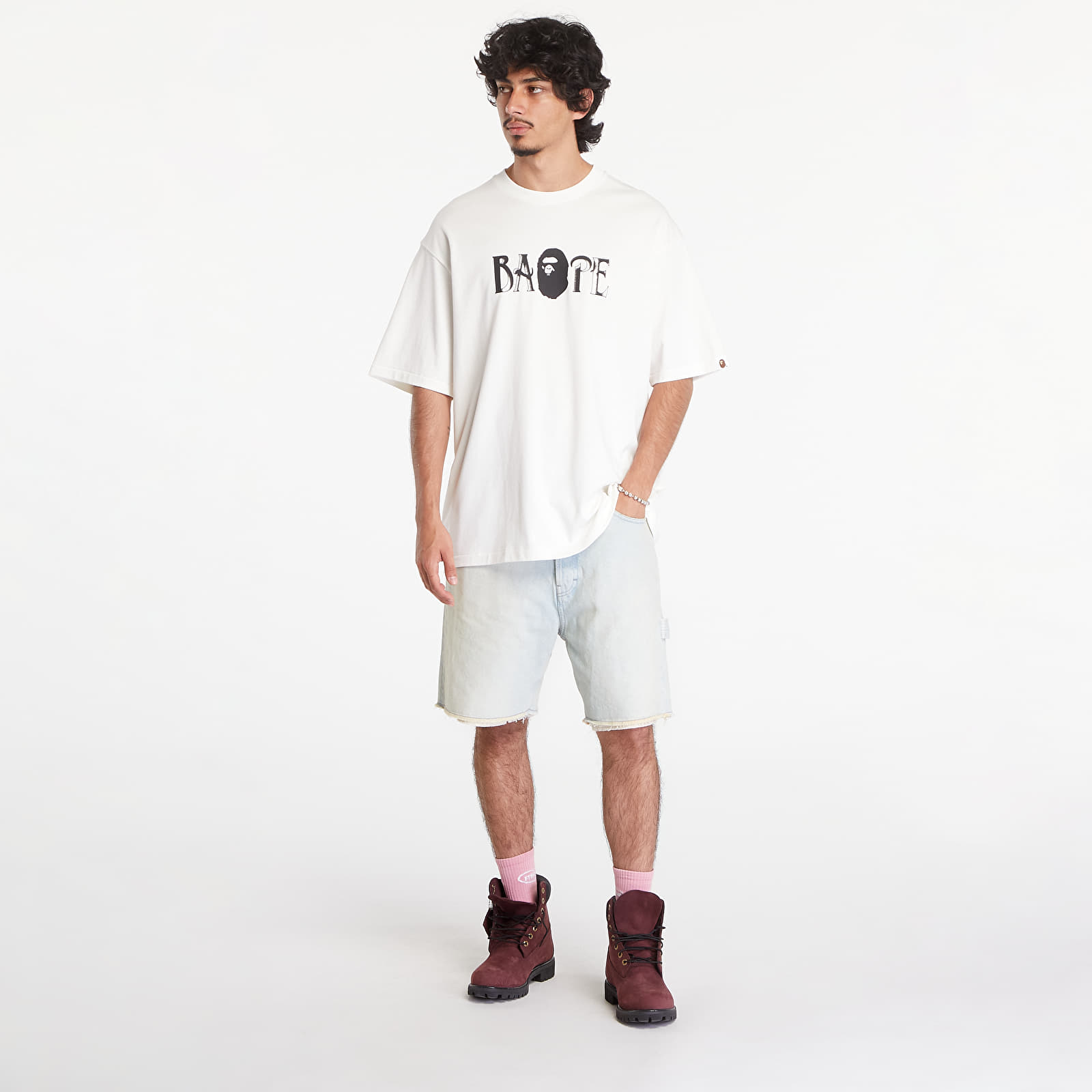 T-paidat A BATHING APE Screen Print Logo Relaxed Fit Short Sleeve Tee Ivory