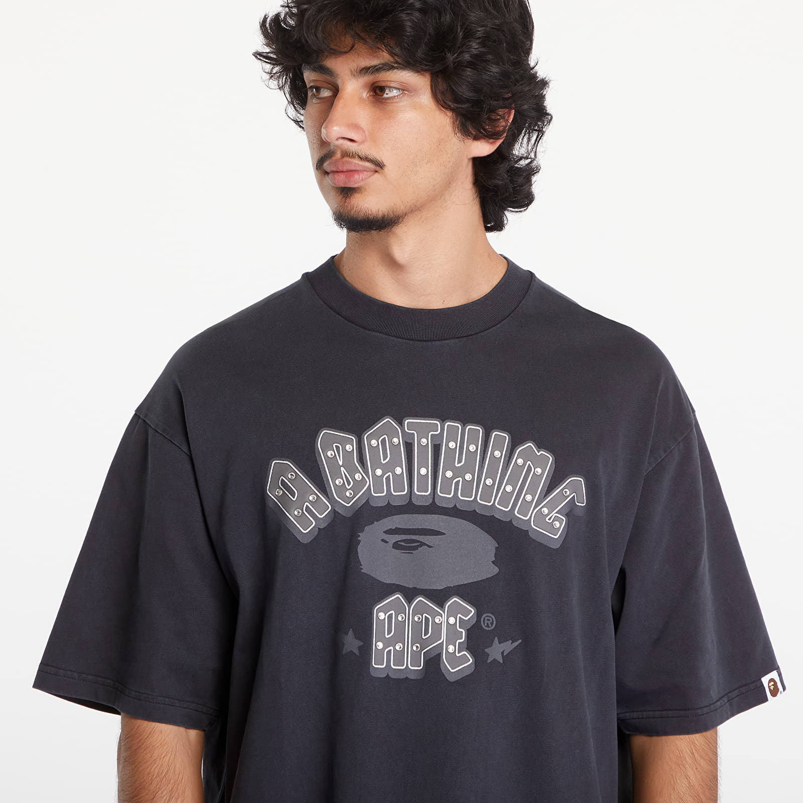 T-paidat A BATHING APE Garment Dye Rhinestone Logo Relaxed Fit Short Sleeve Tee Charcoal