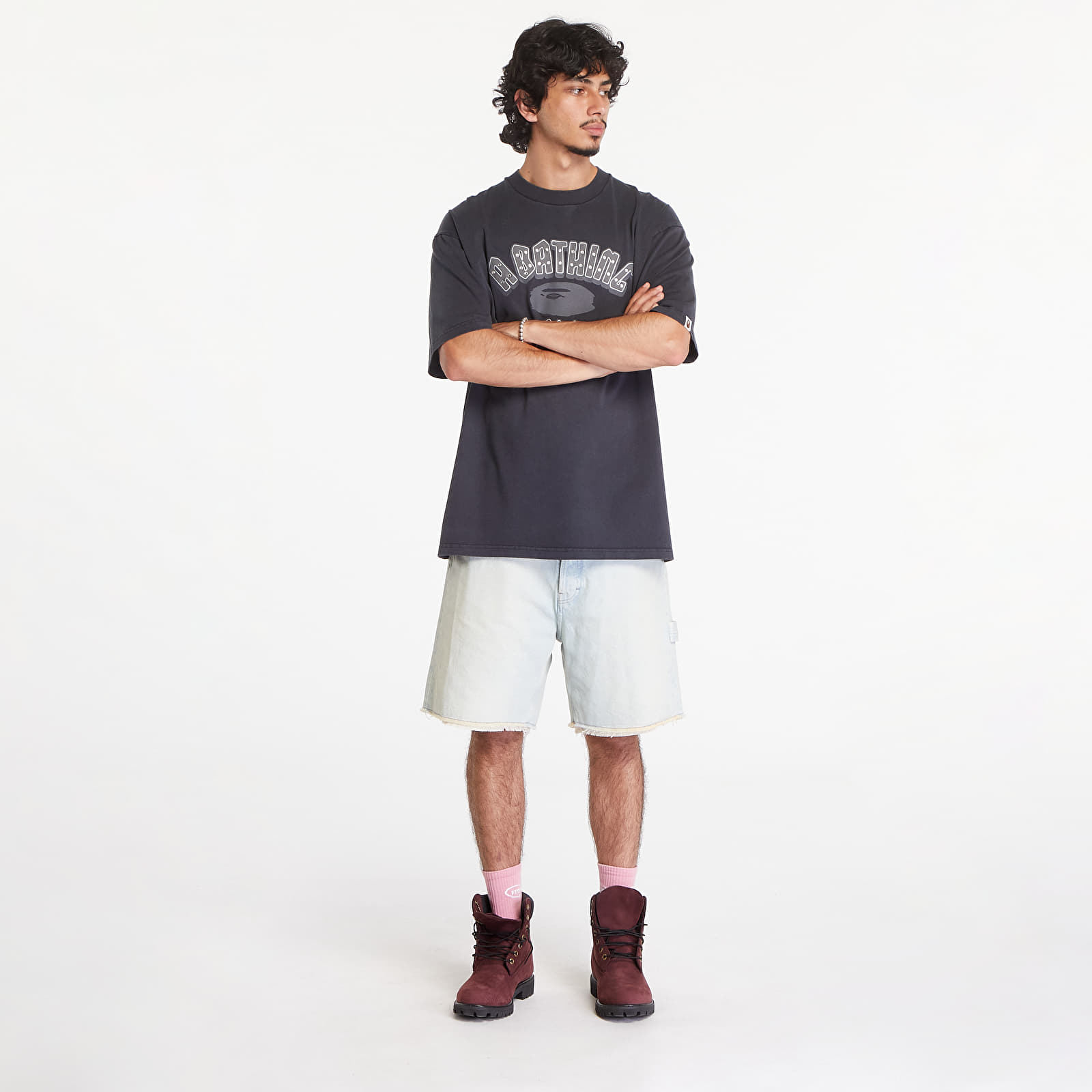 T-paidat A BATHING APE Garment Dye Rhinestone Logo Relaxed Fit Short Sleeve Tee Charcoal