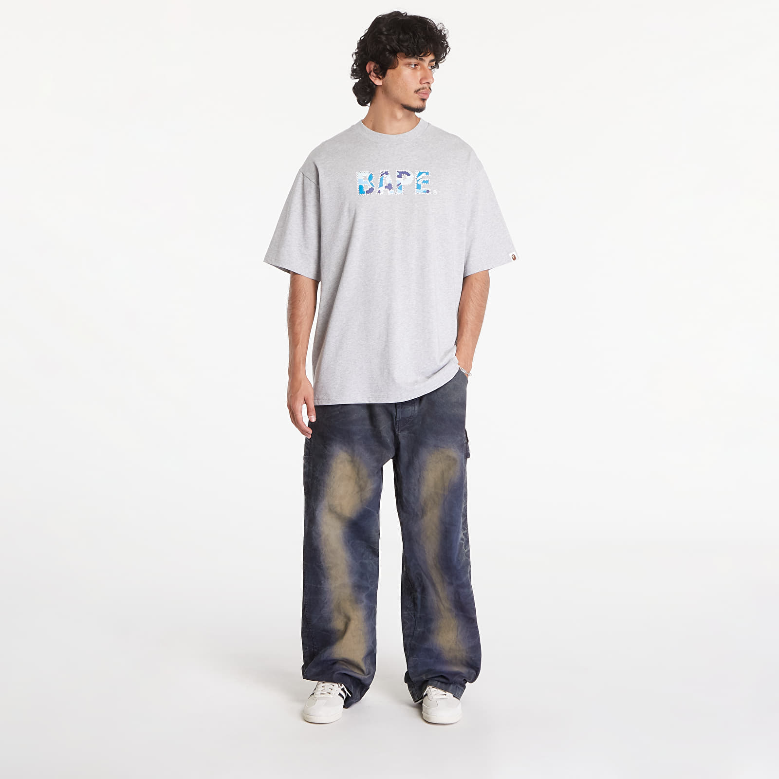 T-shirts A BATHING APE Rhinestone Logo Relaxed Fit Short Sleeve Tee Gray