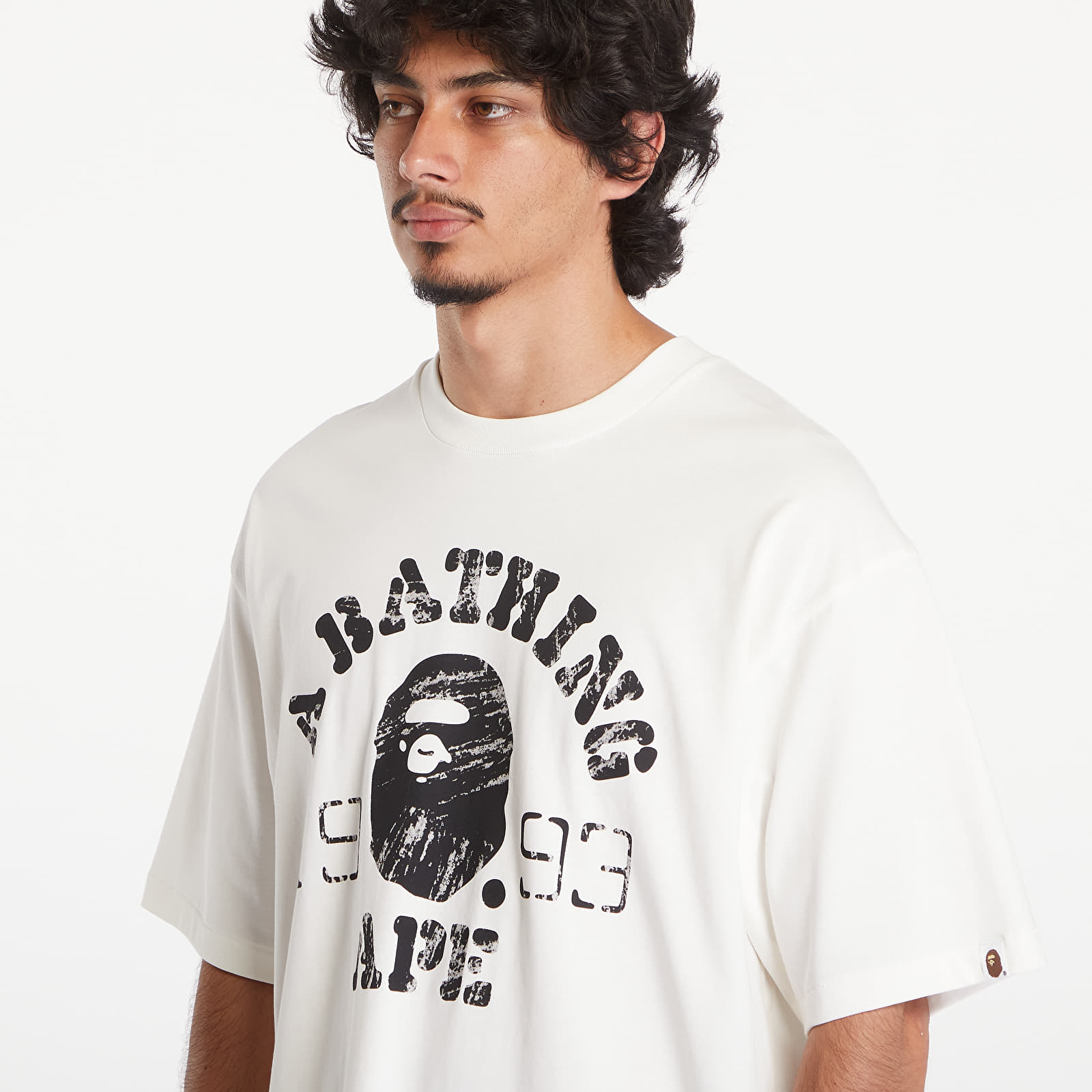 T Shirt A Bathing Ape Screen Print College Relaxed Fit Short Sleeve Tee Ivory XXL