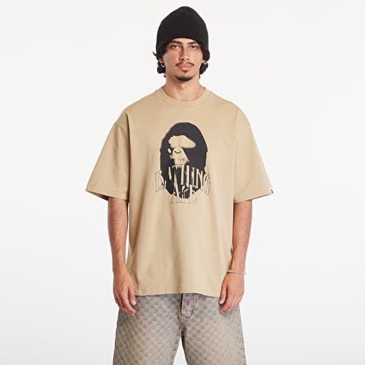 T-shirt A BATHING APE Spray Print Logo Relaxed Fit Short Sleeve Tee Beige
