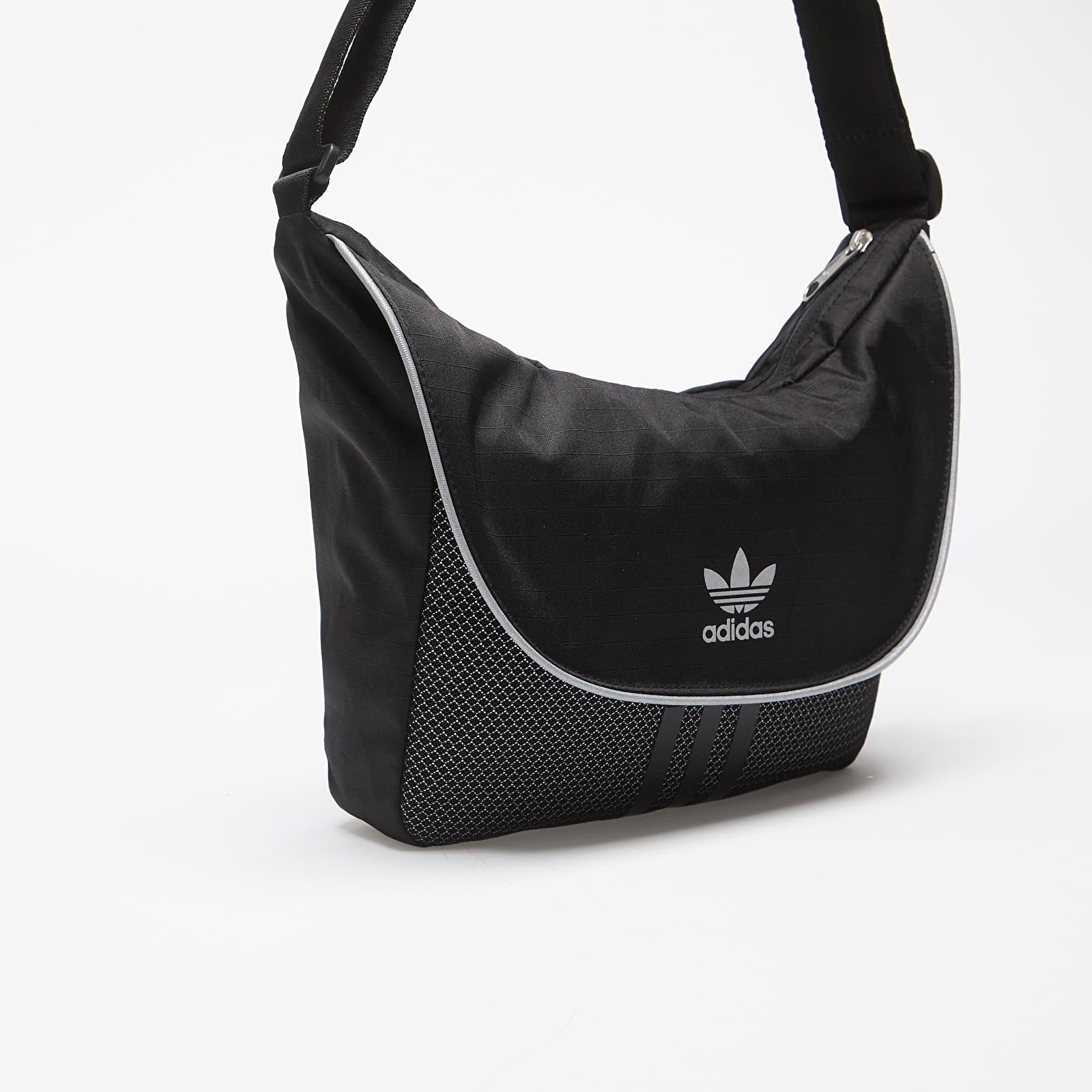 Crossbody bags adidas Shoulderbag Black / Reflective Silver