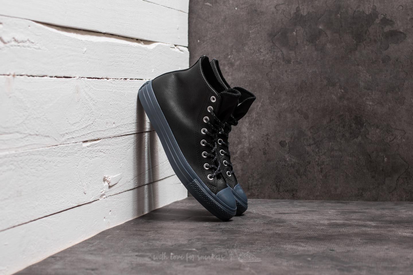 157514c on sale