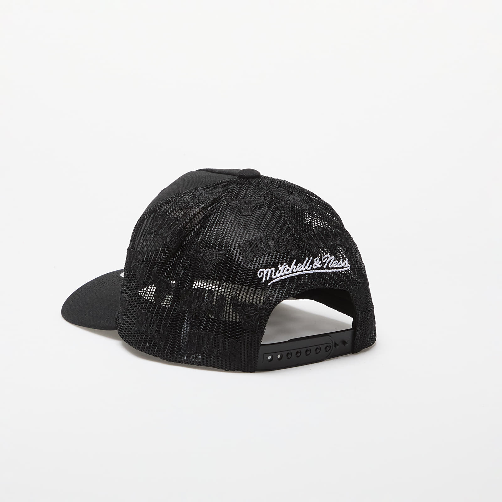 Caps Mitchell & Ness NBA Monogram Trucker Chicago Bulls Black
