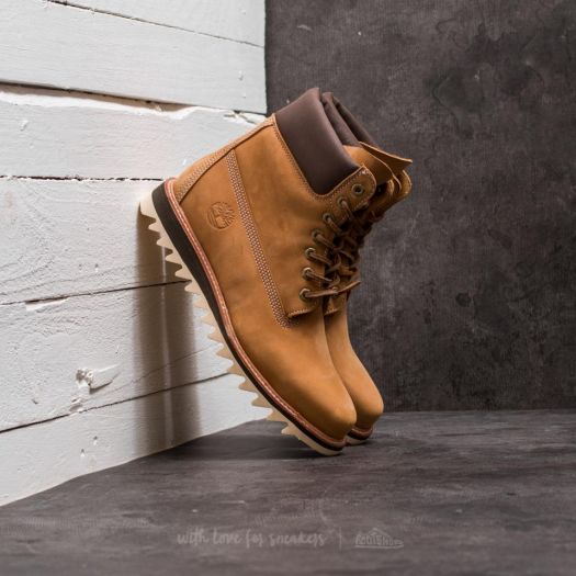 Light store colored timberlands