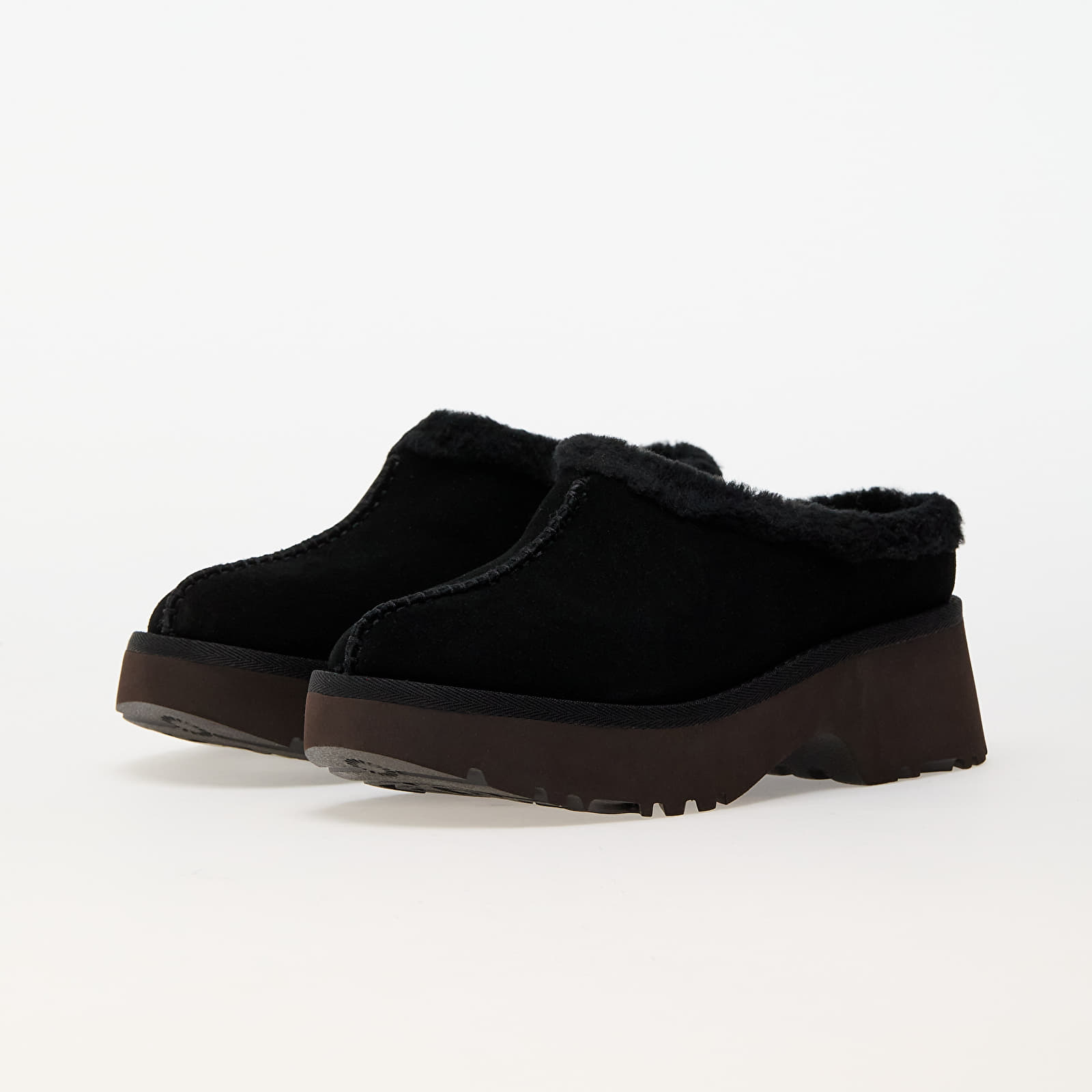 Buty damskie UGG W New Heights Cozy Clog Black