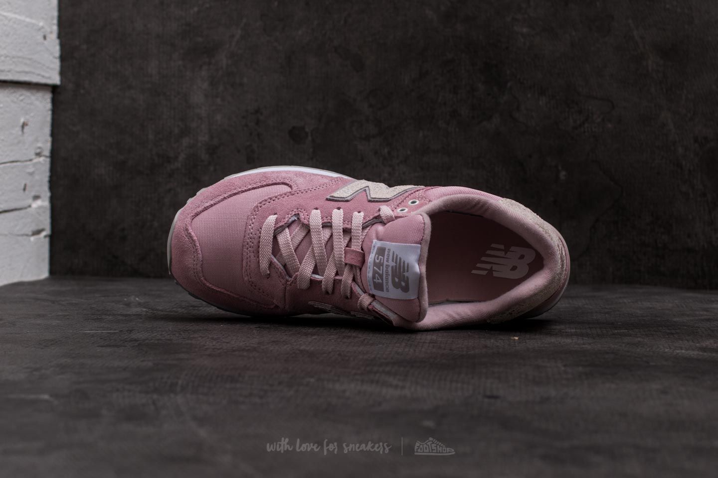 Women s shoes New Balance 574 Pink Grey White Footshop
