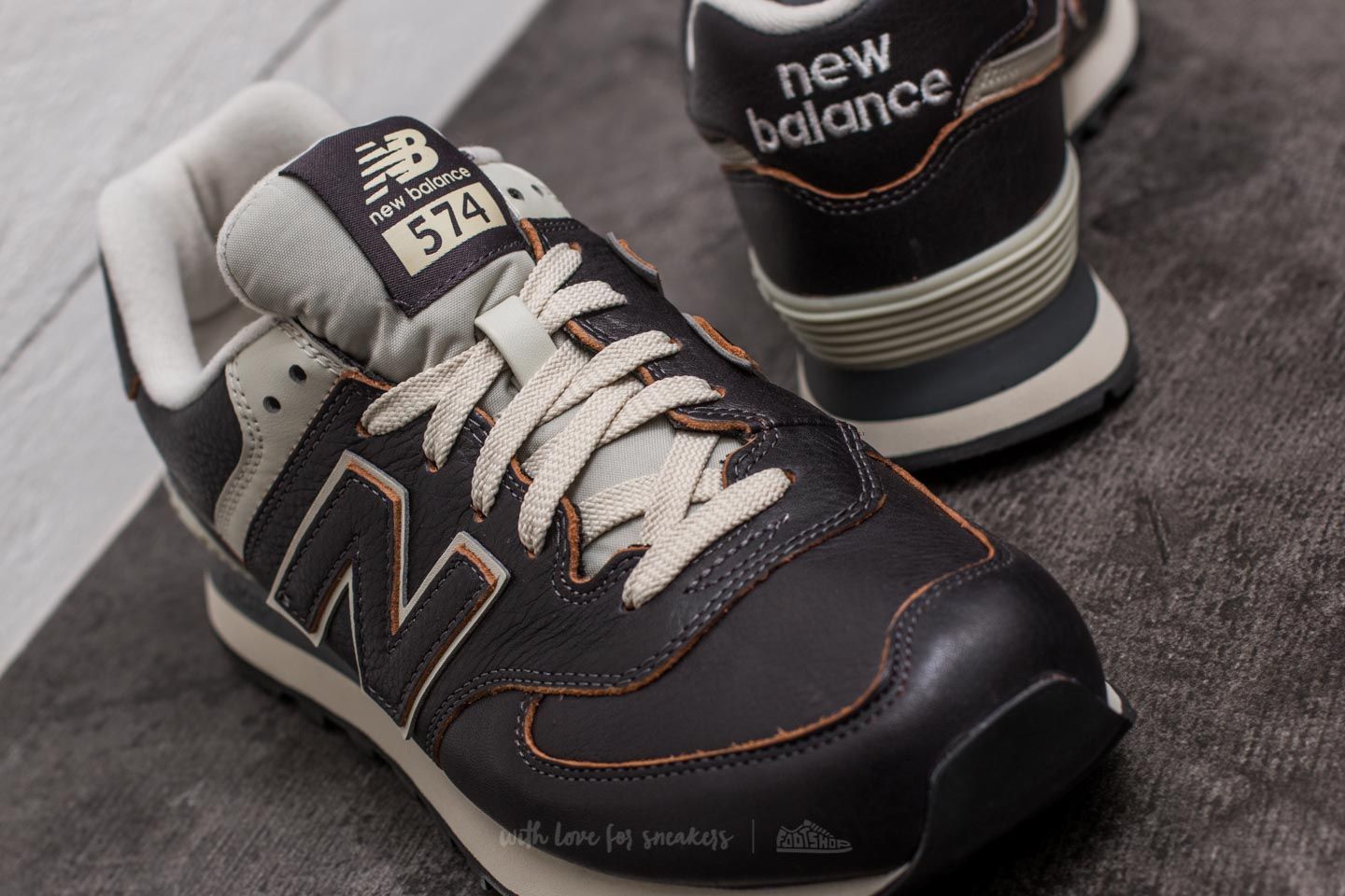 Men s shoes New Balance 574 Dark Brown Footshop