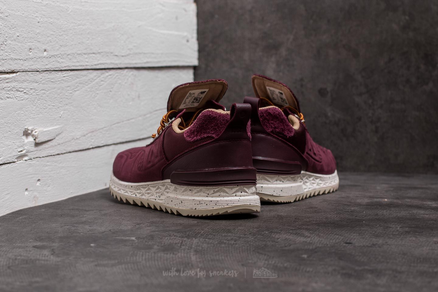 Men s shoes New Balance Trailbuster Burgundy Footshop