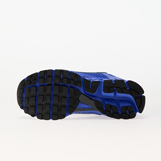 Nike total 9 blue and silver online