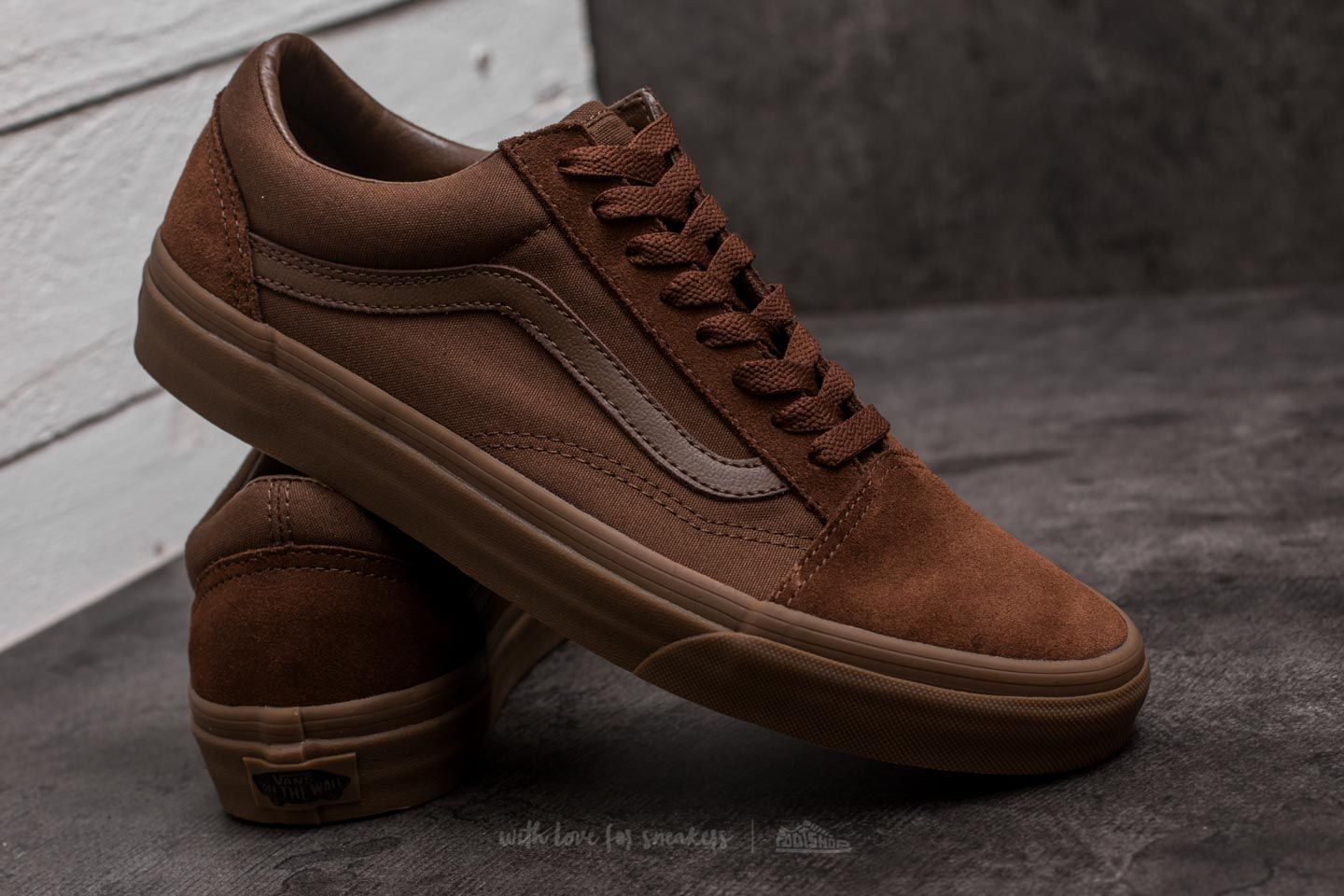Vans old skool dark earth gum on sale
