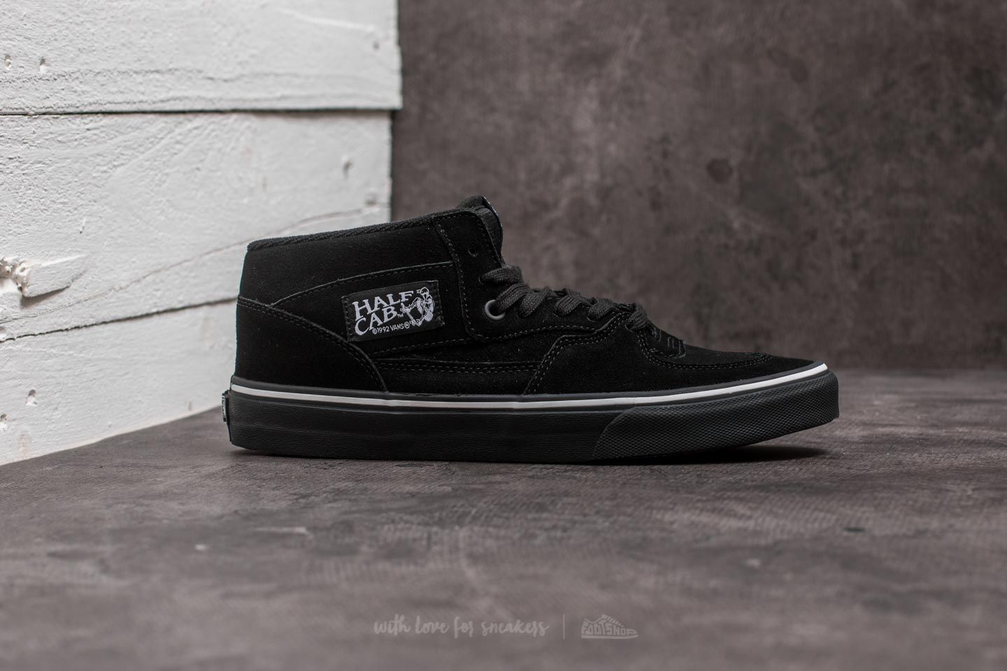 Herenschoenen Vans Half Cab (Suede) Black/ White/ Black