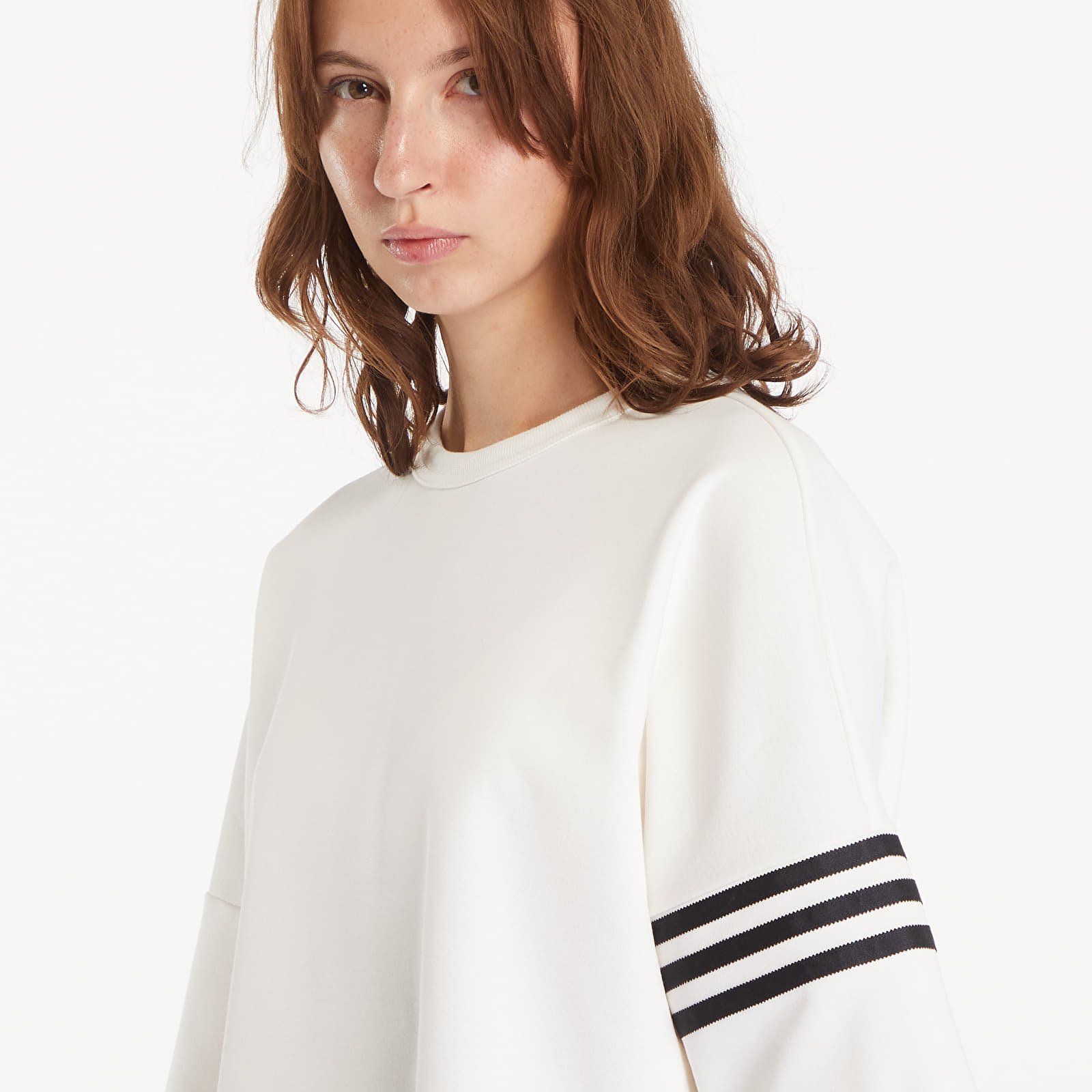 Női pólók  adidas Neuclassics Tee Cloud White/ Black