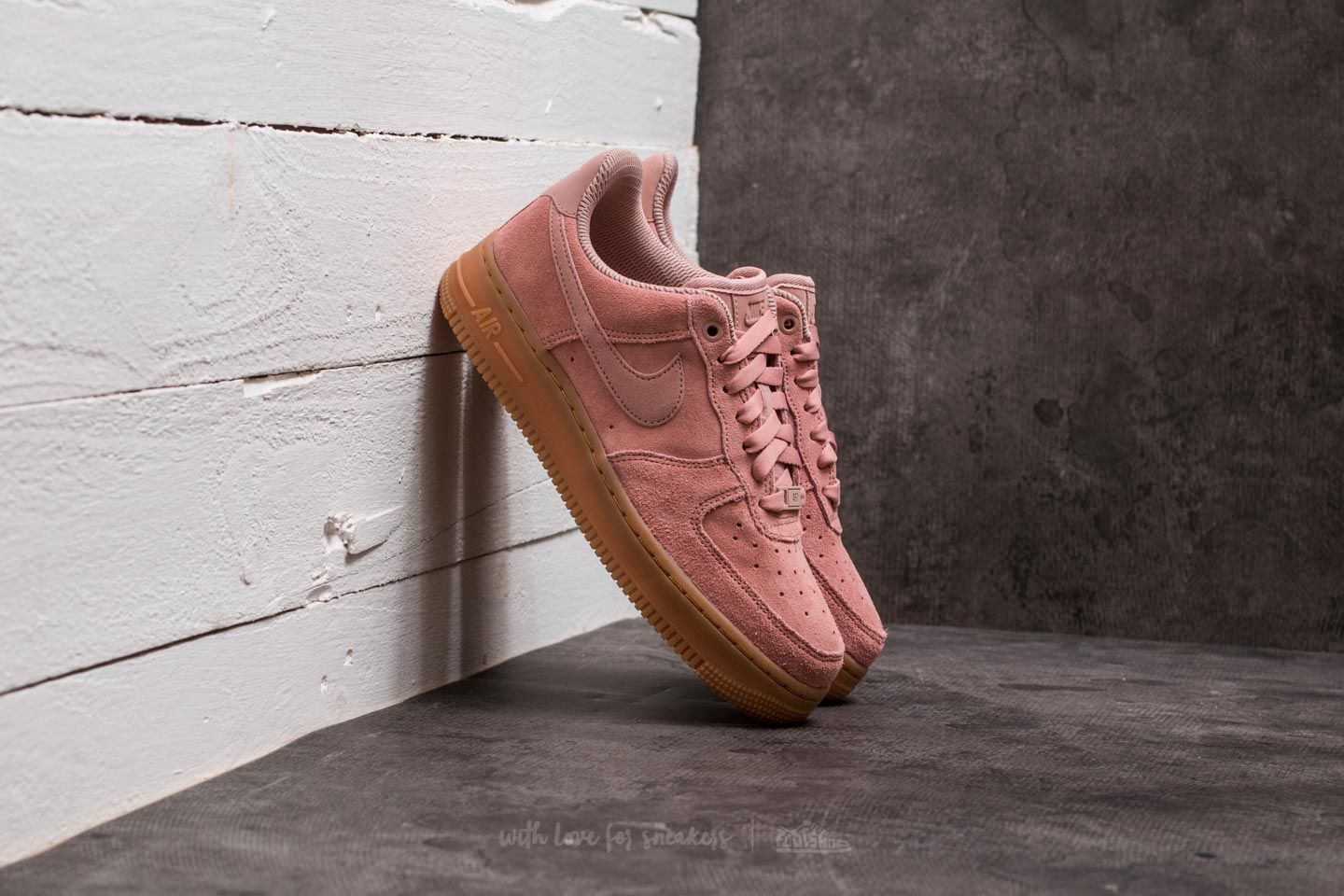 Air force particle pink clearance