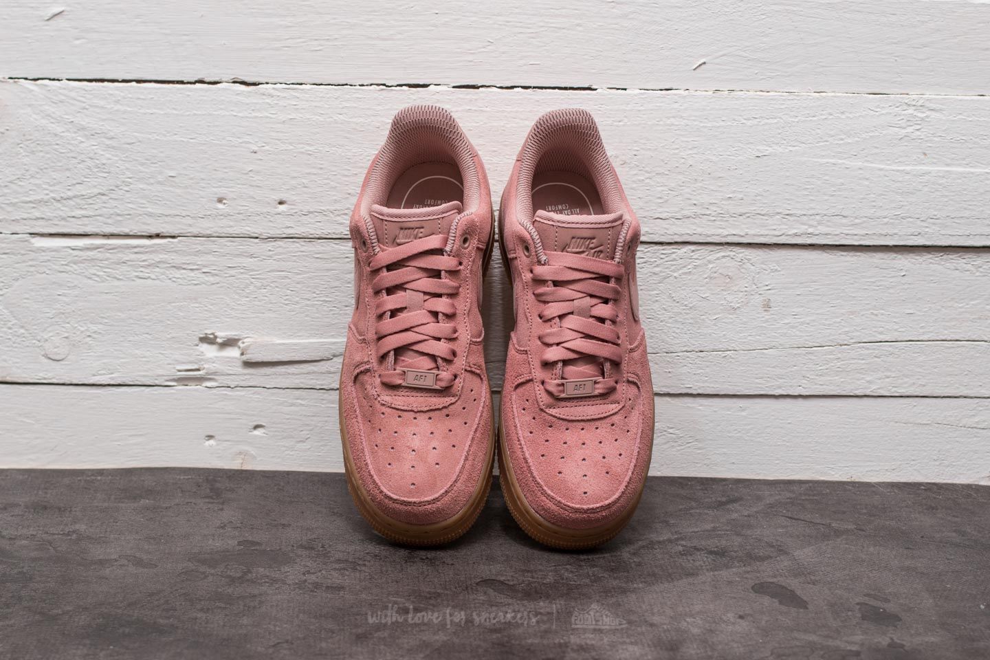 Women s shoes Nike Wmns Air Force 1 07 SE Particle Pink Particle Pink Footshop