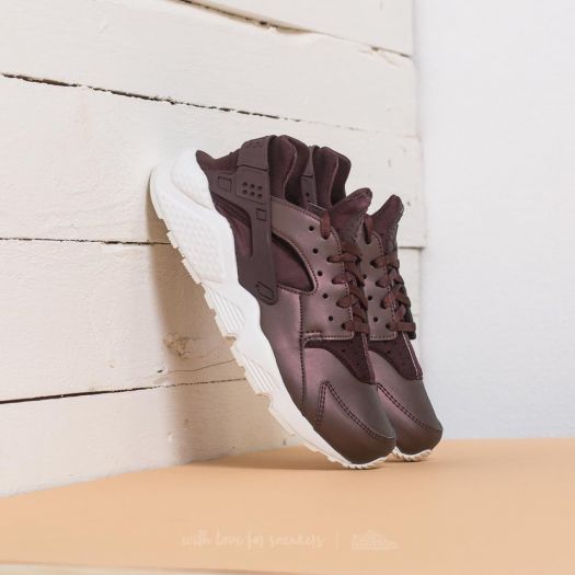 Women s shoes Nike Wmns Air Huarache Run Premium TXT Mahogany