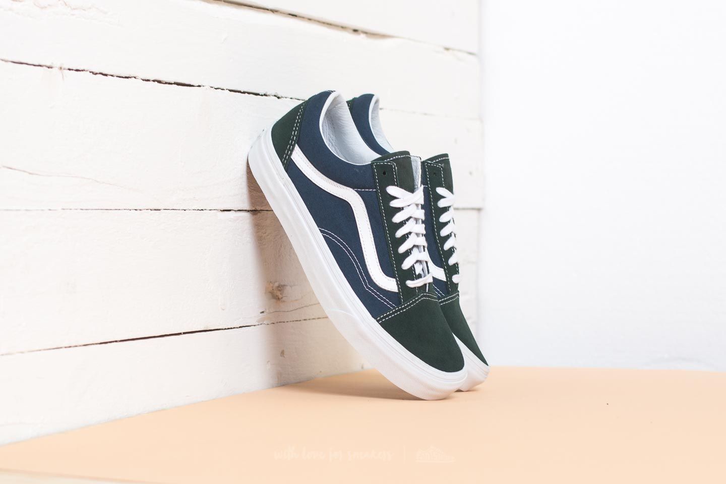 Men s shoes Vans Old Skool 2 Tone Scarab Dress Blues Footshop