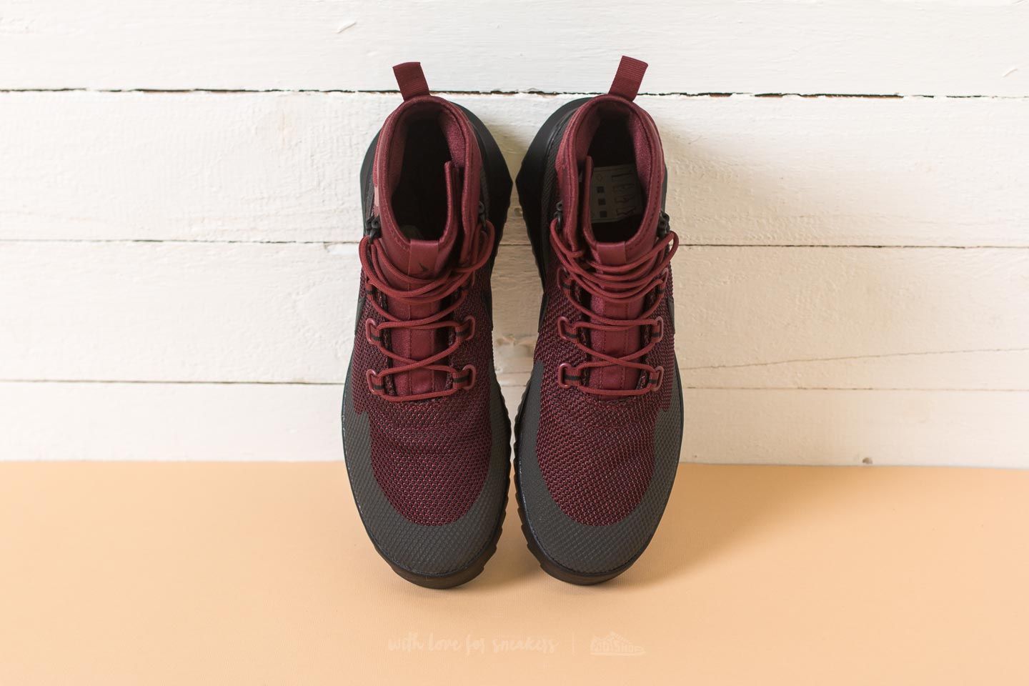 Men's shoes Nike Air Wild Mid Dark Team Red/ Black-Port Wine