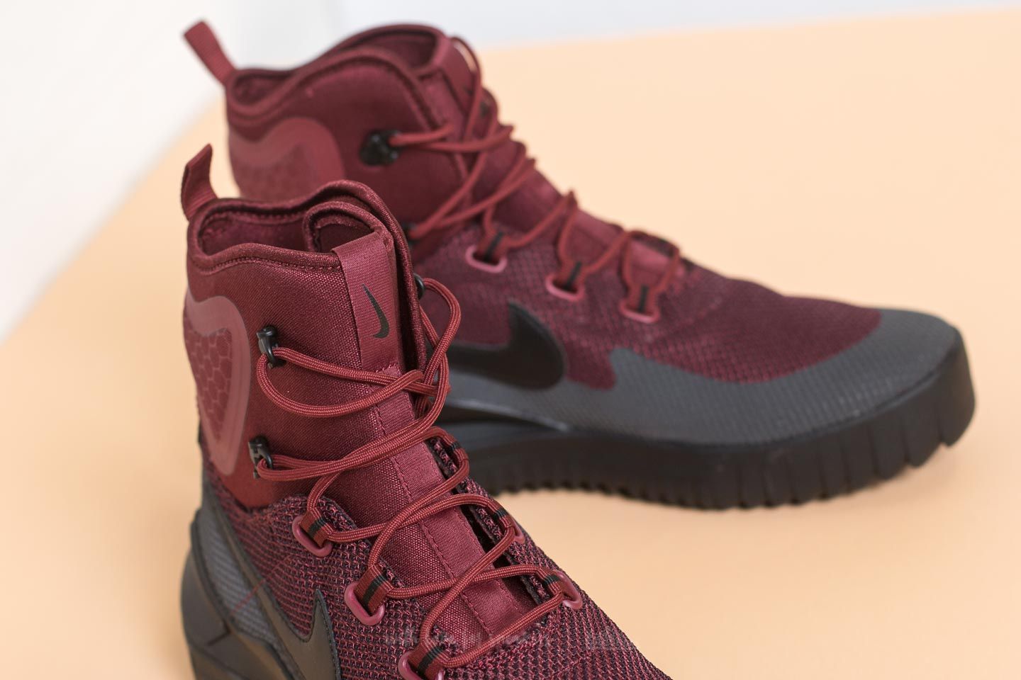 Men s shoes Nike Air Wild Mid Dark Team Red Black Port Wine Footshop