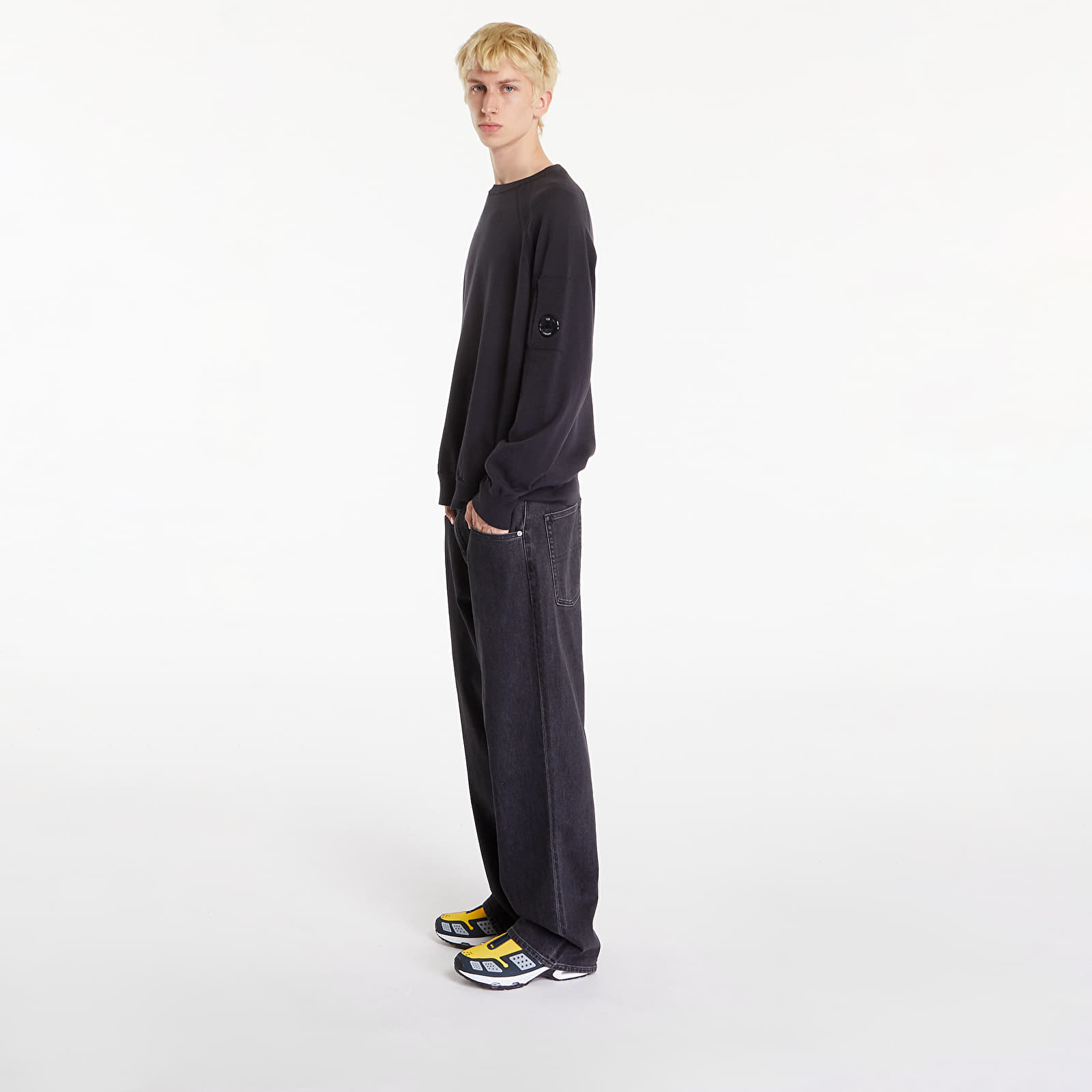 Мъжки суичъри C.P. Company Crew Neck Black