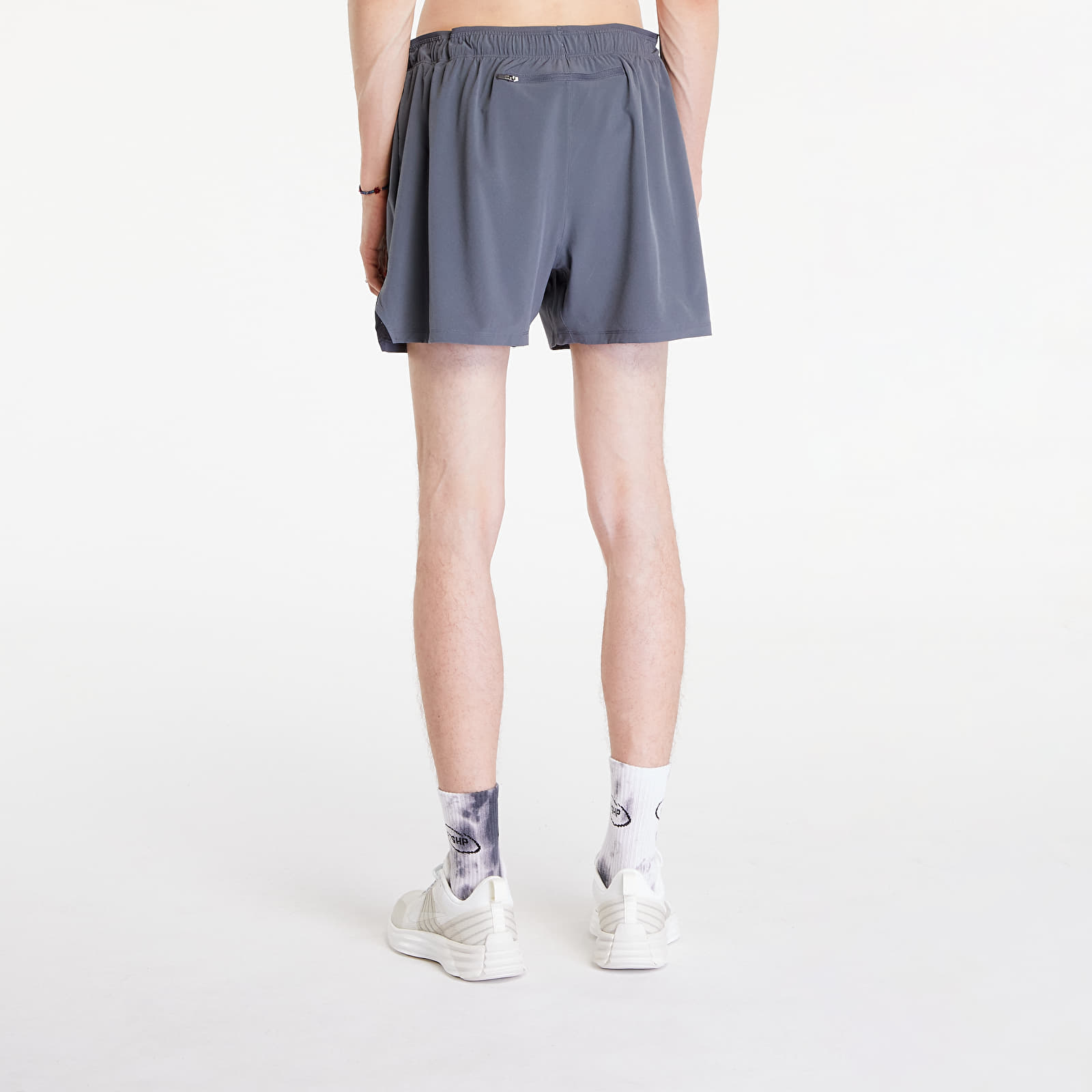 Kraťasy New Balance Rc Short 5" Graphite