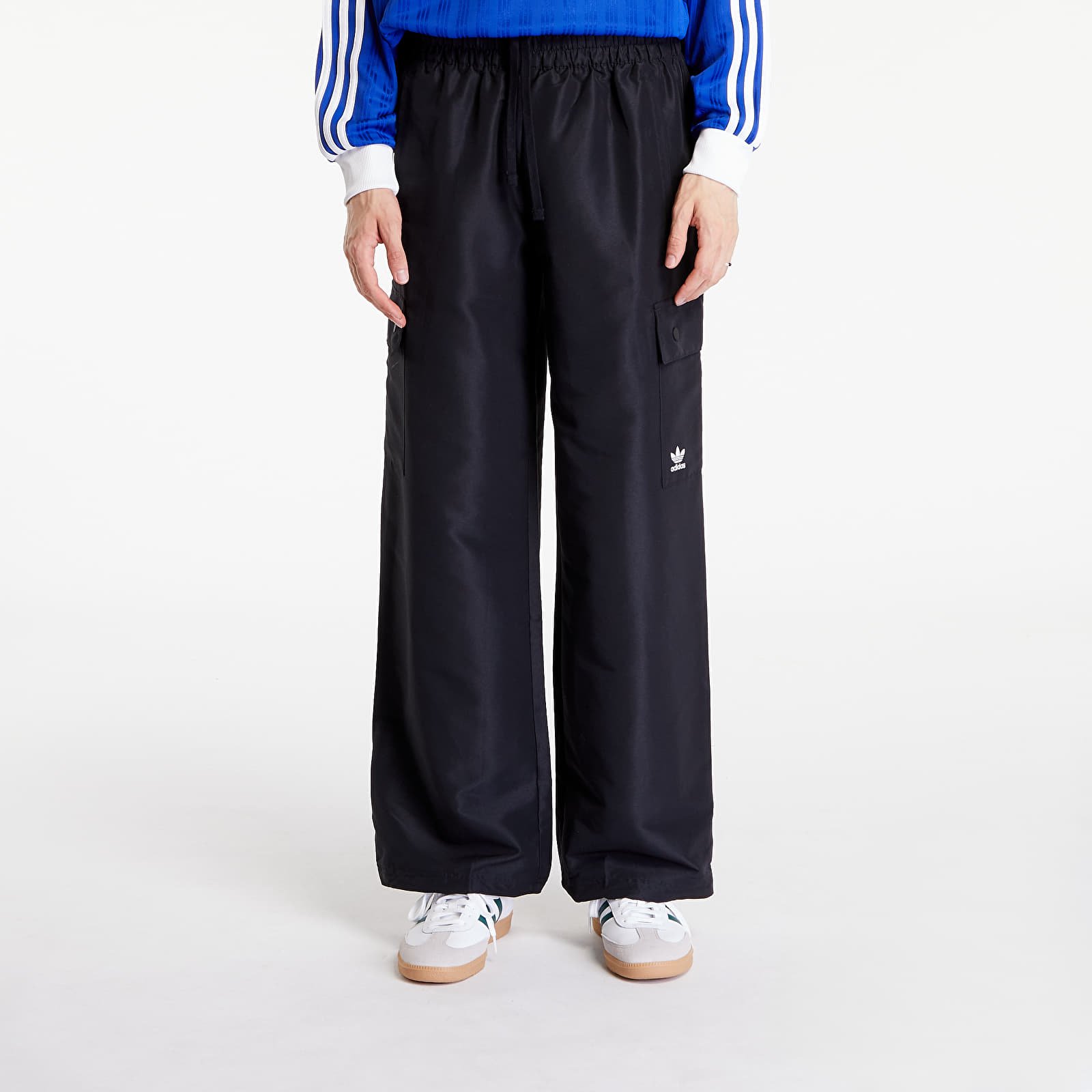 Women's trousers adidas Essentials Woven Cargo Black