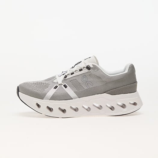 On M Cloudeclipse Alloy/ White