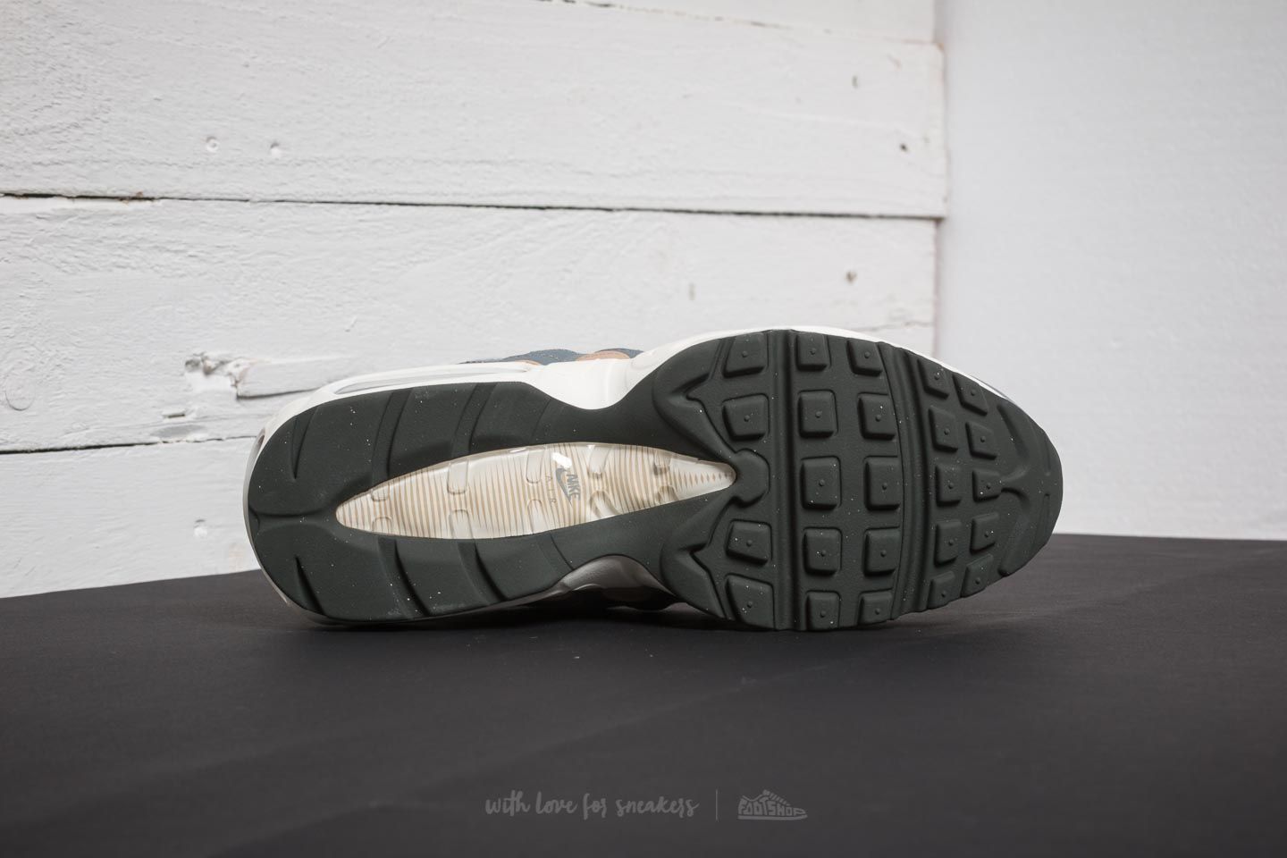 Men s shoes Nike Air Max 95 Premium Cool Grey Mushroom Deep