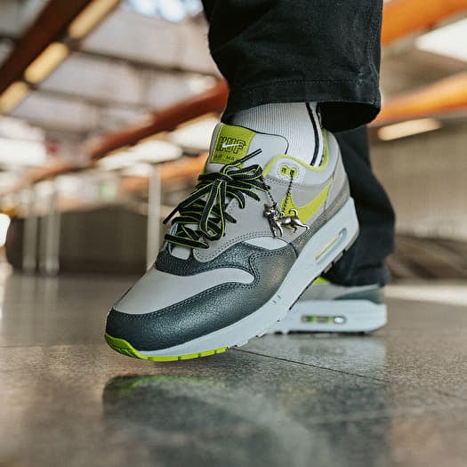 Nike air max 1 trainers grey discount