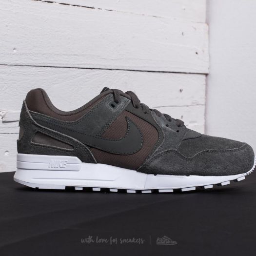 Nike air pegasus 89 leather online