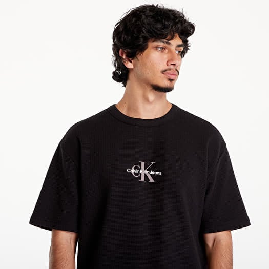 Calvin klein jeans tee 2025