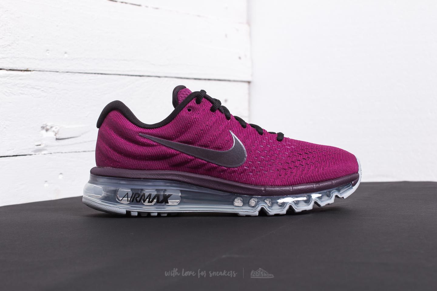 Дамски кецове и обувки Nike WMNS Air Max 2017 Tea Berry/ Port Wine-Wolf Grey