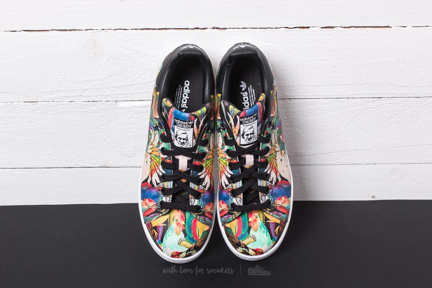 Încălțăminte și sneakerși pentru femei adidas Stan Smith W Core Black/ Core Black/ Footwear White