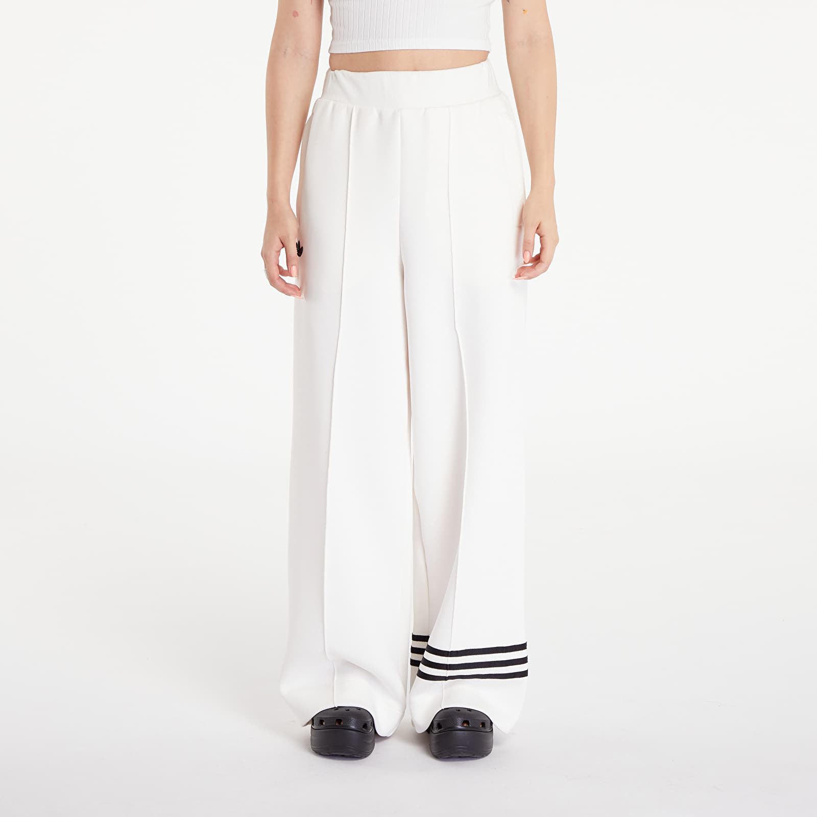 Tepláky adidas Adicolor Neuclassics Trackpant Cloud White