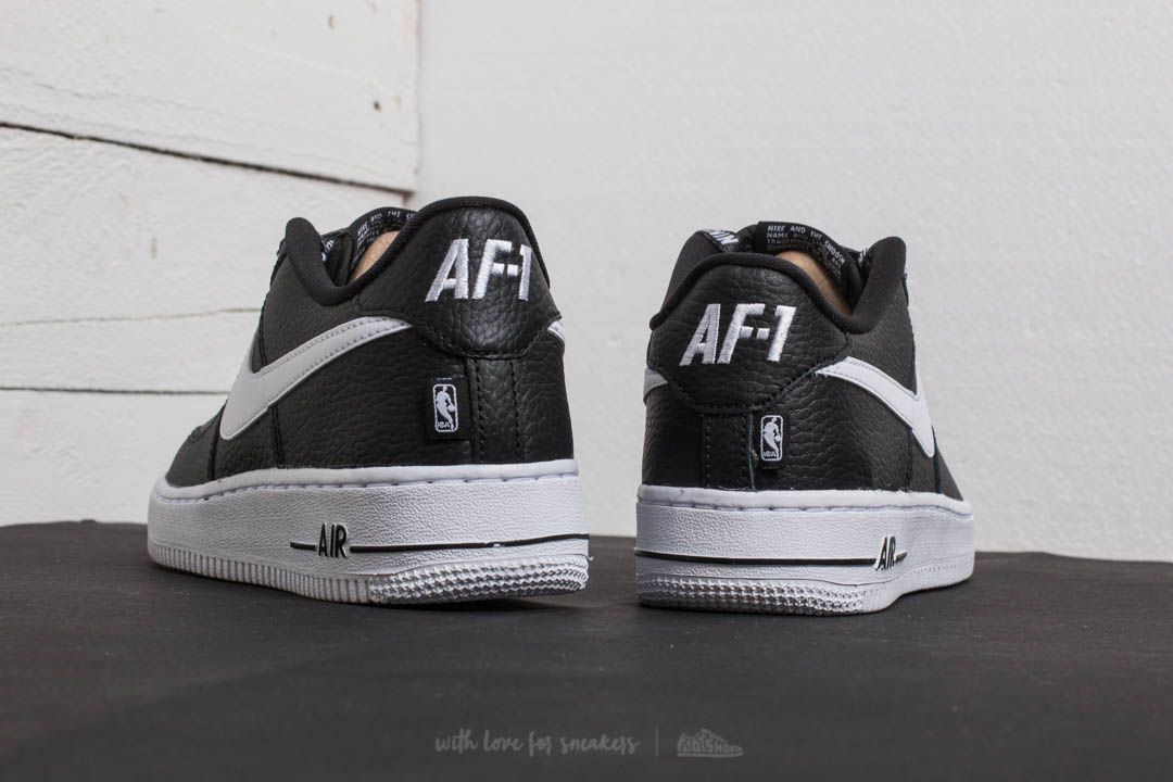 Ženski čevlji Nike Air Force 1 LV8 (GS) Black/ White