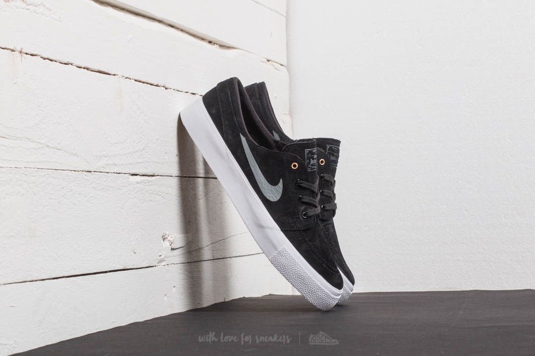 Men s shoes Nike SB Zoom Janoski HT Black Dark Grey Metallic Gold Footshop