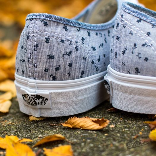 Vans hotsell chambray authentic