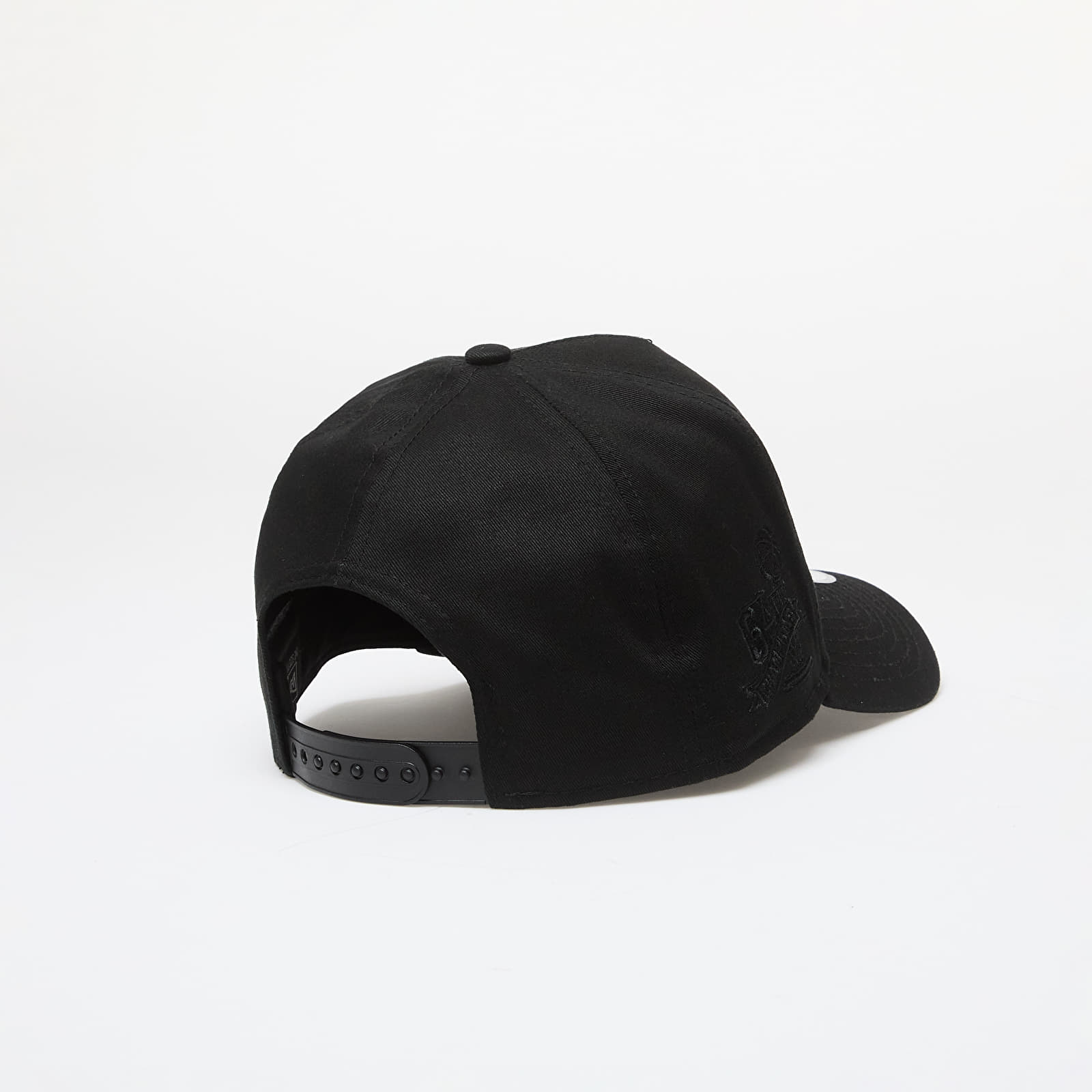 Caps New Era Chicago Bulls Monochrome 9FORTY E-Frame Adjustable Cap Black