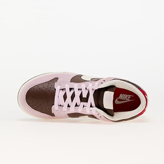 Nike pale pink shoes online