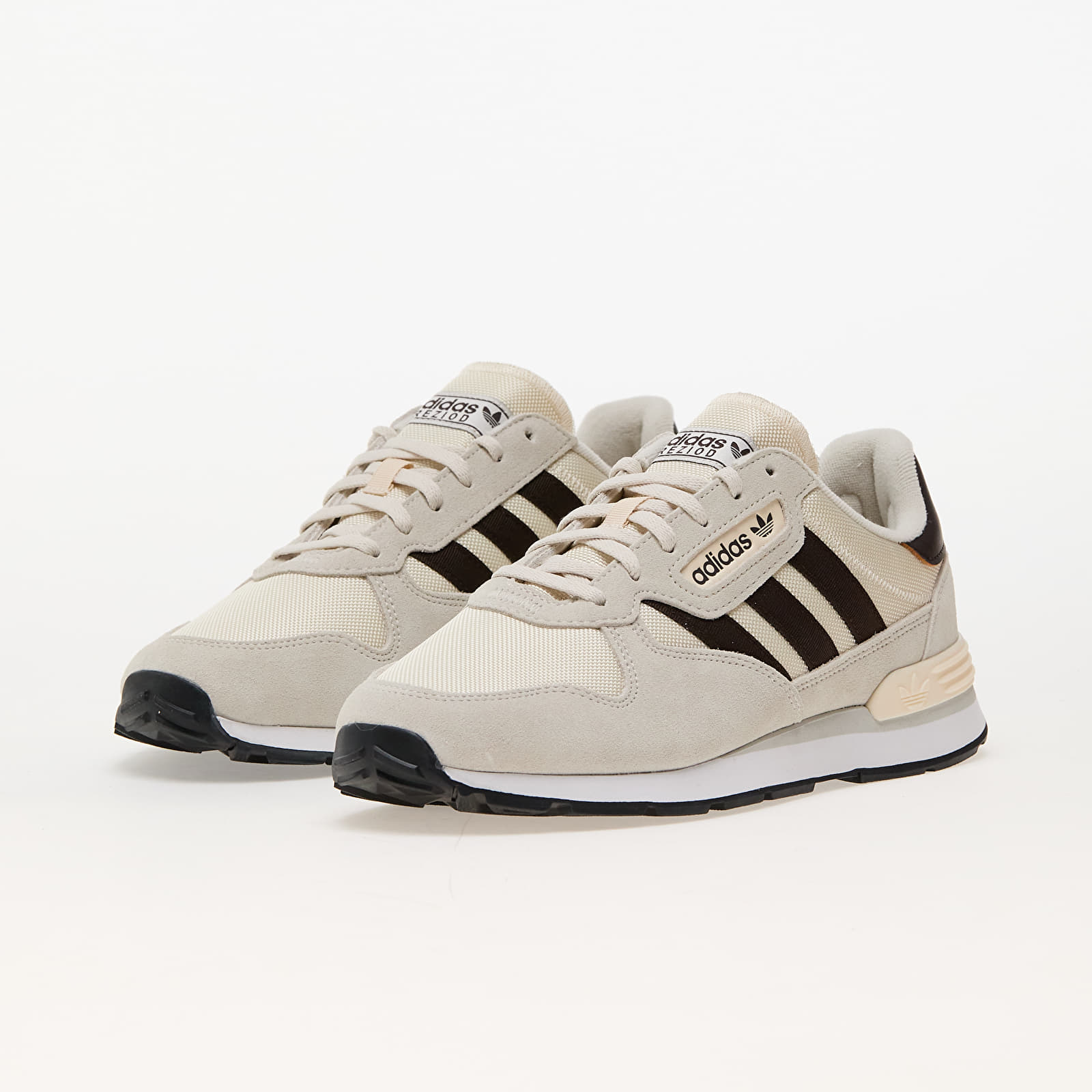 Men's shoes adidas Treziod 2 Wonder White/ Dark Brown/ Aluminium