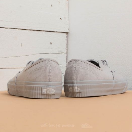 Vans slip on microchip hotsell
