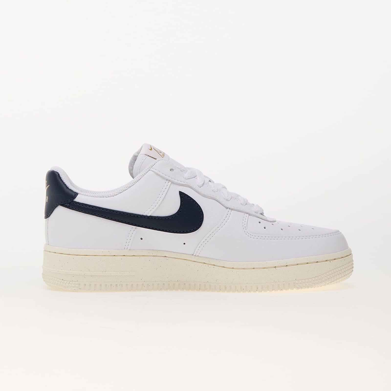 Damen Sneaker und Schuhe Nike W Air Force 1 '07 Nn White/ Obsidian-Pale Ivory-Metallic Gold