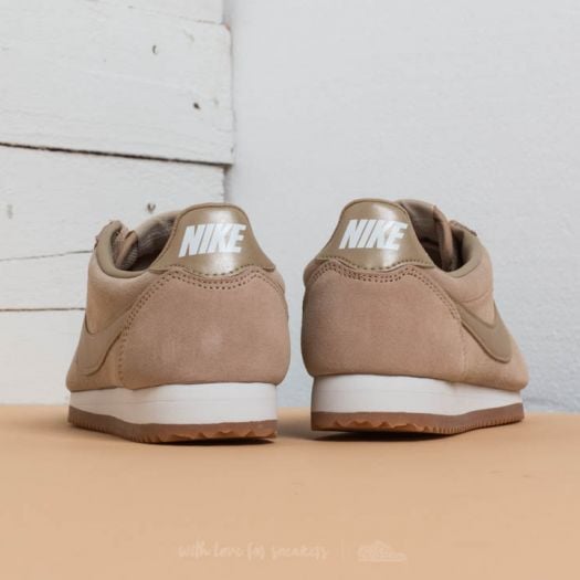 Women s shoes Nike WMNS Classic Cortez Suede Mushroom Mushroom Summit White Footshop