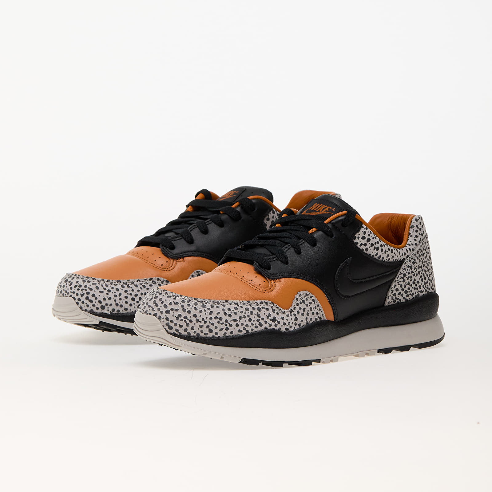 Pánské tenisky a boty Nike Air Safari Black/ Black-Monarch-Lt Iron Ore